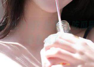 想奇闻?登录51吃瓜黑料网,真是疯了。