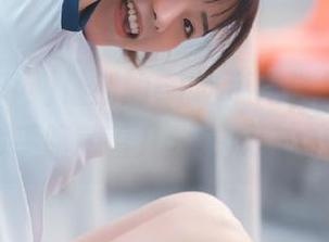 最新的51吃瓜网链接上线,似乎暗藏着几分‘瓜味’!
