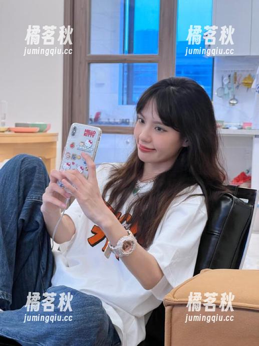 51吃瓜网 想第一时间获取吃瓜消息?51吃瓜网发布下载链接,好奇心不要停!
