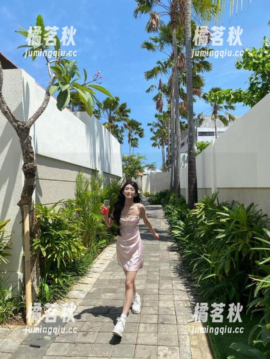 51吃瓜网 下载完51吃瓜网,永久跟踪每个八卦动态,犹如吃瓜老司机!
