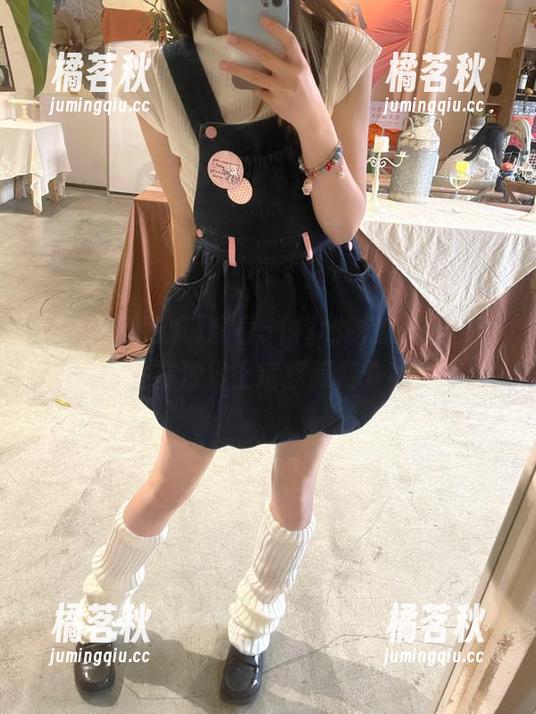 51福利吃瓜 观看51福利吃瓜,让我忍不住在沙发上摇摆跟着节奏?
