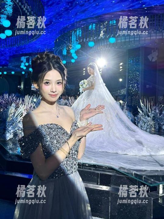 718sx 每天都在g718sx顺着线路找瓜,感觉自己快变成瓜界侦探了!