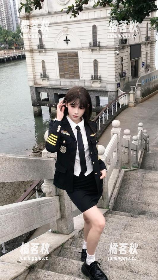 吃瓜的正确方式？当然是先去ios上“718吃瓜”瞄一眼！