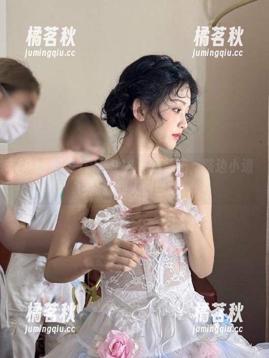 911吃瓜 乘坐911吃瓜线路,路边小道也能找到人情世故。