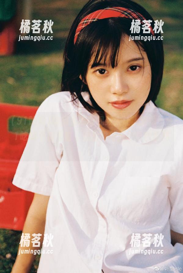 91吃瓜 链接里那段视频太让人震惊,91吃瓜不怕不怕,都是圈外人的奇妙世界!