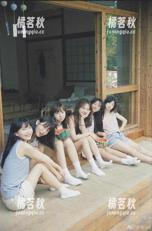 91吃瓜 在91吃瓜这里,在线买卖今天的瓜,永久无下限!