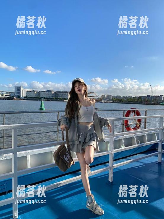 heiliao.su ‘www.heiliao.su’网站:我出门溜达一圈,竟然搞到了大漠孤烟的八卦!