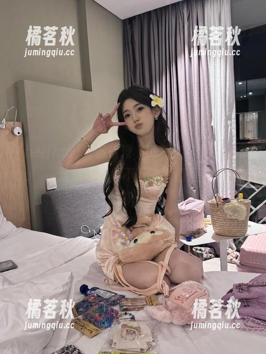 无聊透顶，下载了‘heiliao.su’，结果压根停不下来，都是些胡言乱语的奇事儿！