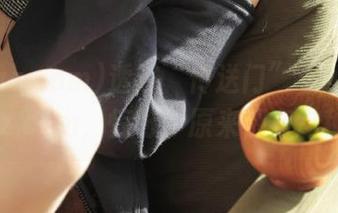 透过“传送门”看www.tttzzz.com,惊呀,原来都有这种瓜!