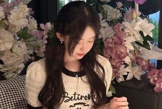 网页让人目不暇接,果然比电视剧更吸引,真想给“xgua99”打个广告。