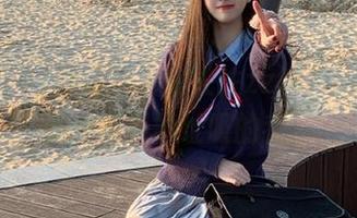 别问我为啥关注zztt10.ccm,那是黑料地址吸的我!