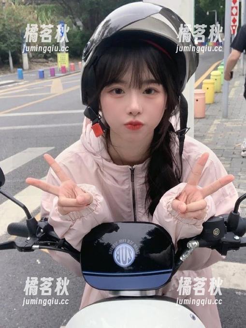 五一吃瓜 五一吃瓜官网网页版全免费能有什么?除了把我爆料的胃口养得越来越大。