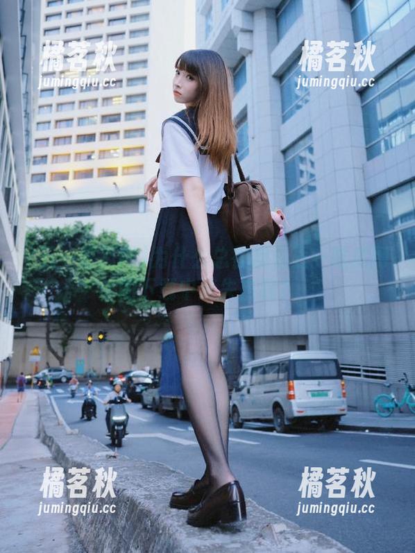 五一吃瓜网 为什么总在观看五一吃瓜网的下载中迷失自我?