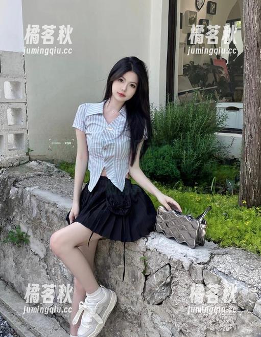 点击吃瓜大本营官网每个视频，仿佛被嵌入八卦世界，天啊，这是真的搞事！