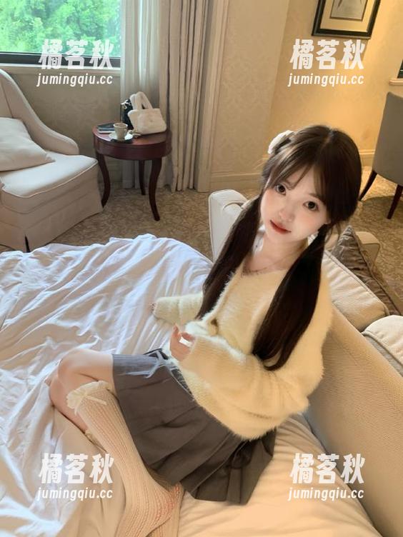 登录后，吃瓜大本营的“人间观察日记”，竟让我对生活多了几分好奇。