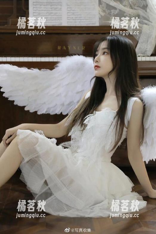 吃瓜网 打开“吃瓜网”app,视频一出,整个人都立马焕然一新,时光仿佛都在这一刻停止了。