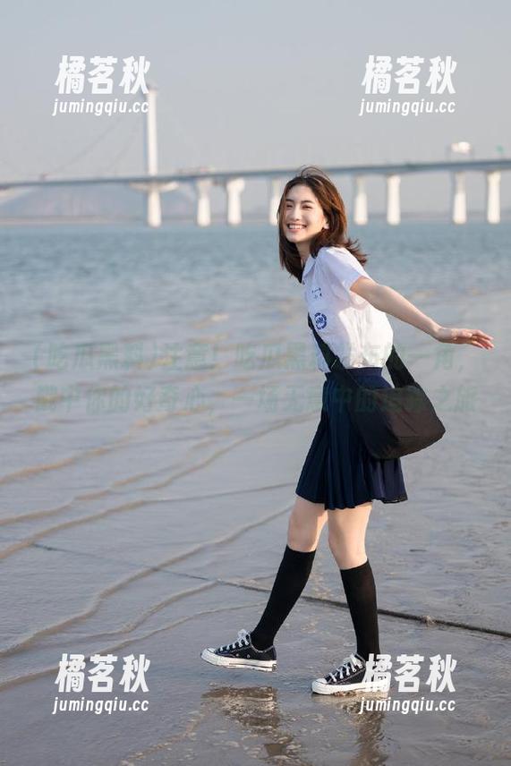 注意！吃瓜黑料发布的一角，戳中你的好奇心，一场无意中的追踪之旅