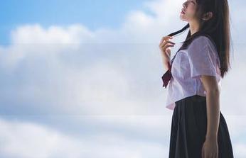 为啥“我爱吃瓜”官网的免费资源总让我想起那些八卦?