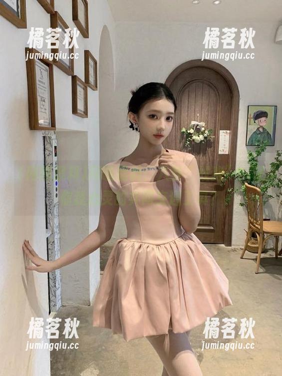 网曝黑料 网曝黑料:八卦“线路”,是你我心灵的共同交通工具?