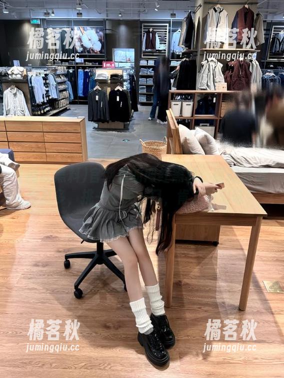 官网里的网红黑料：暗藏的瓜果真多，挑一个咬一口，肯定有滋味！