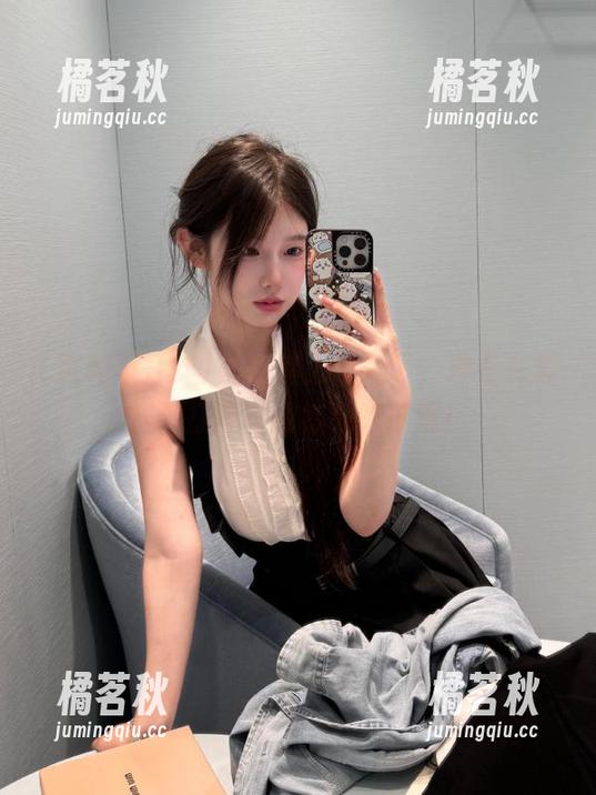 黑料不打烊 官方都上饭桌了,冲哥在黑料不打烊官网悠哉吃瓜呢!