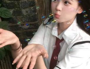 在黑料正能量官网，真相和谣言之间其实只差一条爆料！