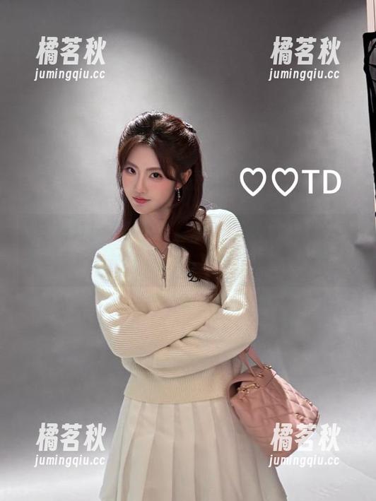 分享个黑料社区入口，我好奇都想钻进去看看了！