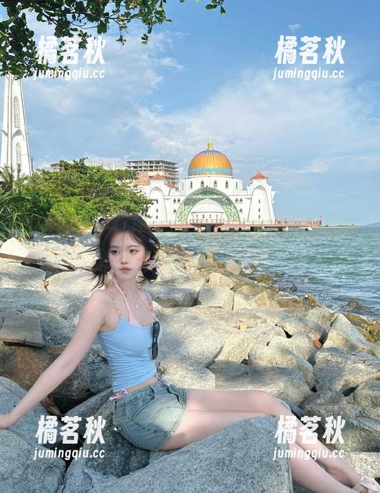 黑料网 一不小心点击了黑料网的新链接,突然觉得心跳加速?