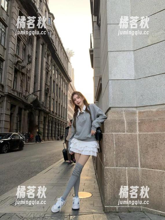 黑料网 黑料网今日潜伏,官网的故事透露着神秘,但我心里总觉得有点别扭。
