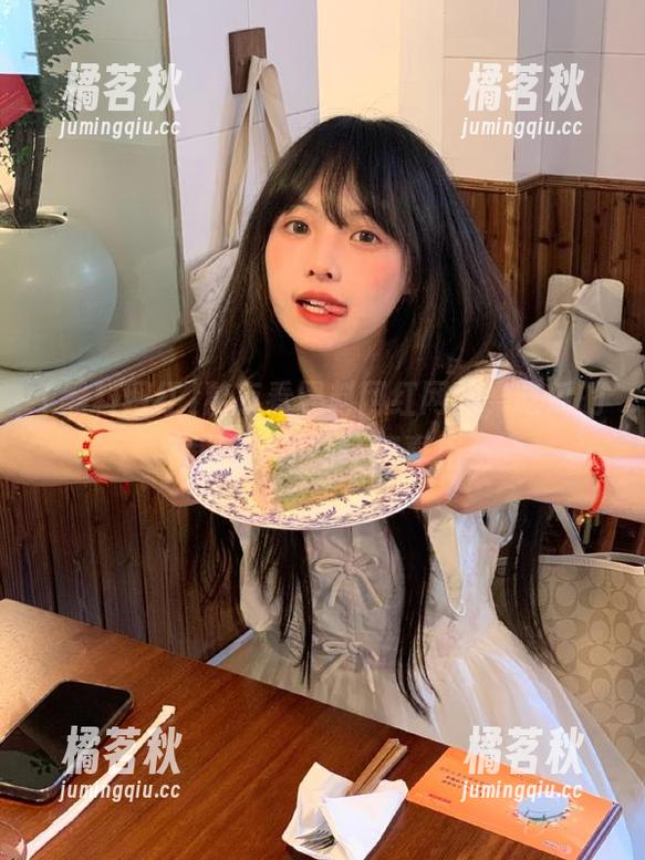 黑料网红 熬夜看黑料网红网站,吃瓜的我已经不怕任何真相