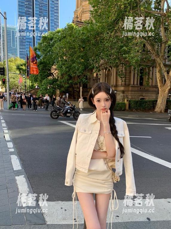 黑料老司机 51黑料老司机永久循环播放,瓜总是娓娓道来,让人停不下!