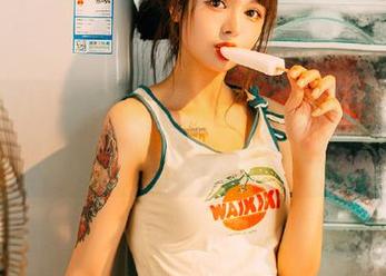 想抱紧2025年最后的热度?黑网料app恰到好处,个性满满!