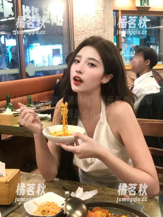 黑网料 听说“黑网料”最近有免费活动,看得我心痒痒!